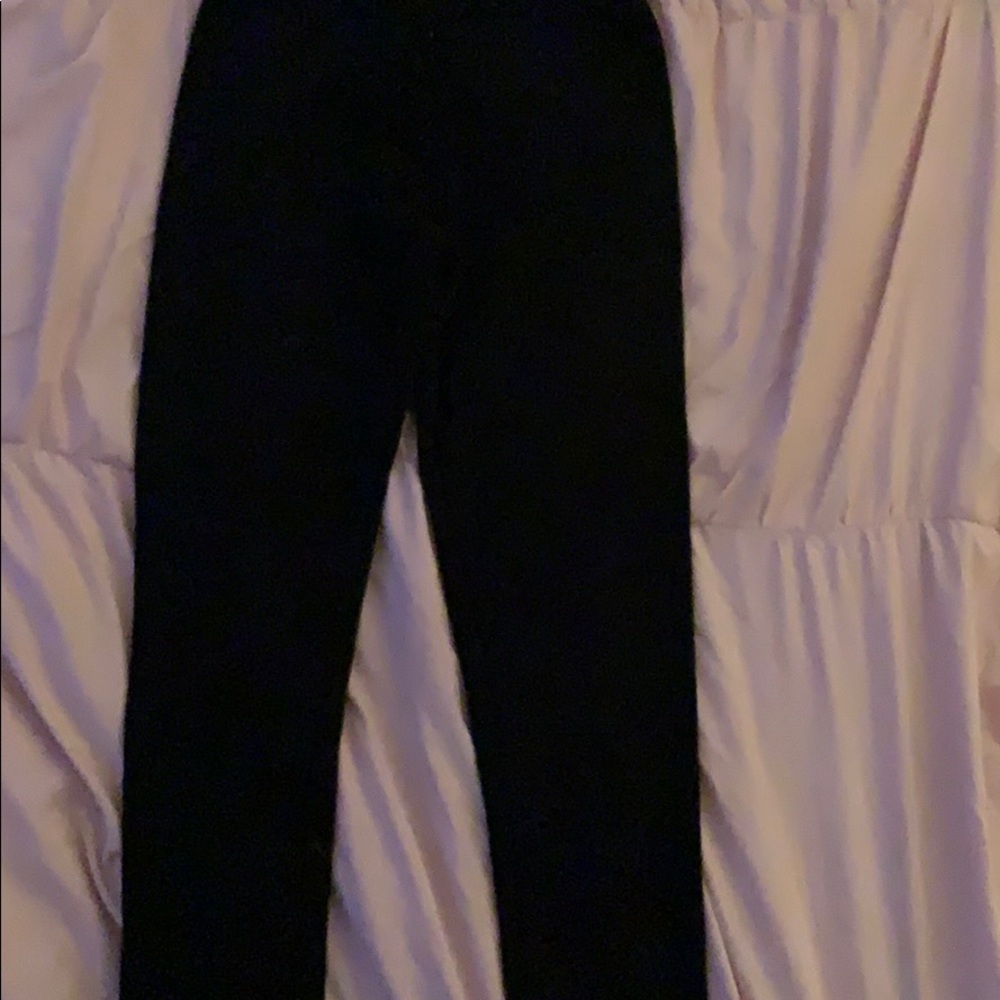 Black leggings
